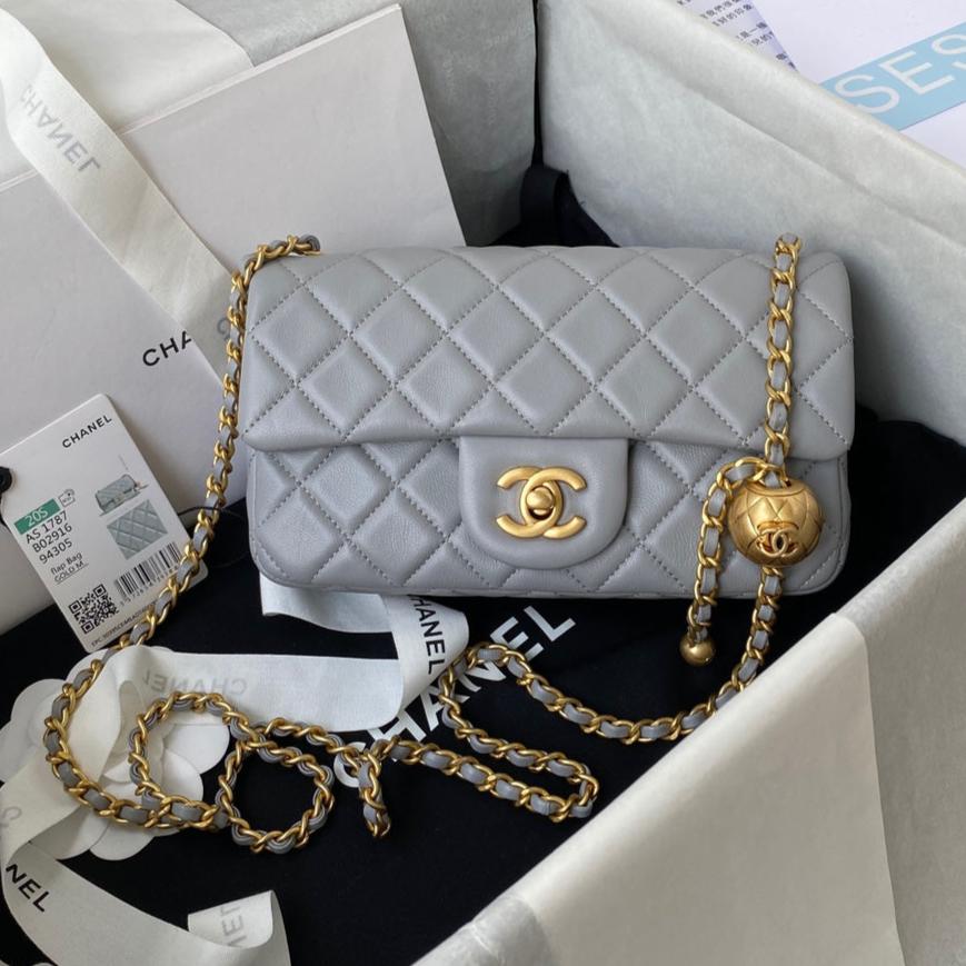 Chanel mini flap bag 20cm sale